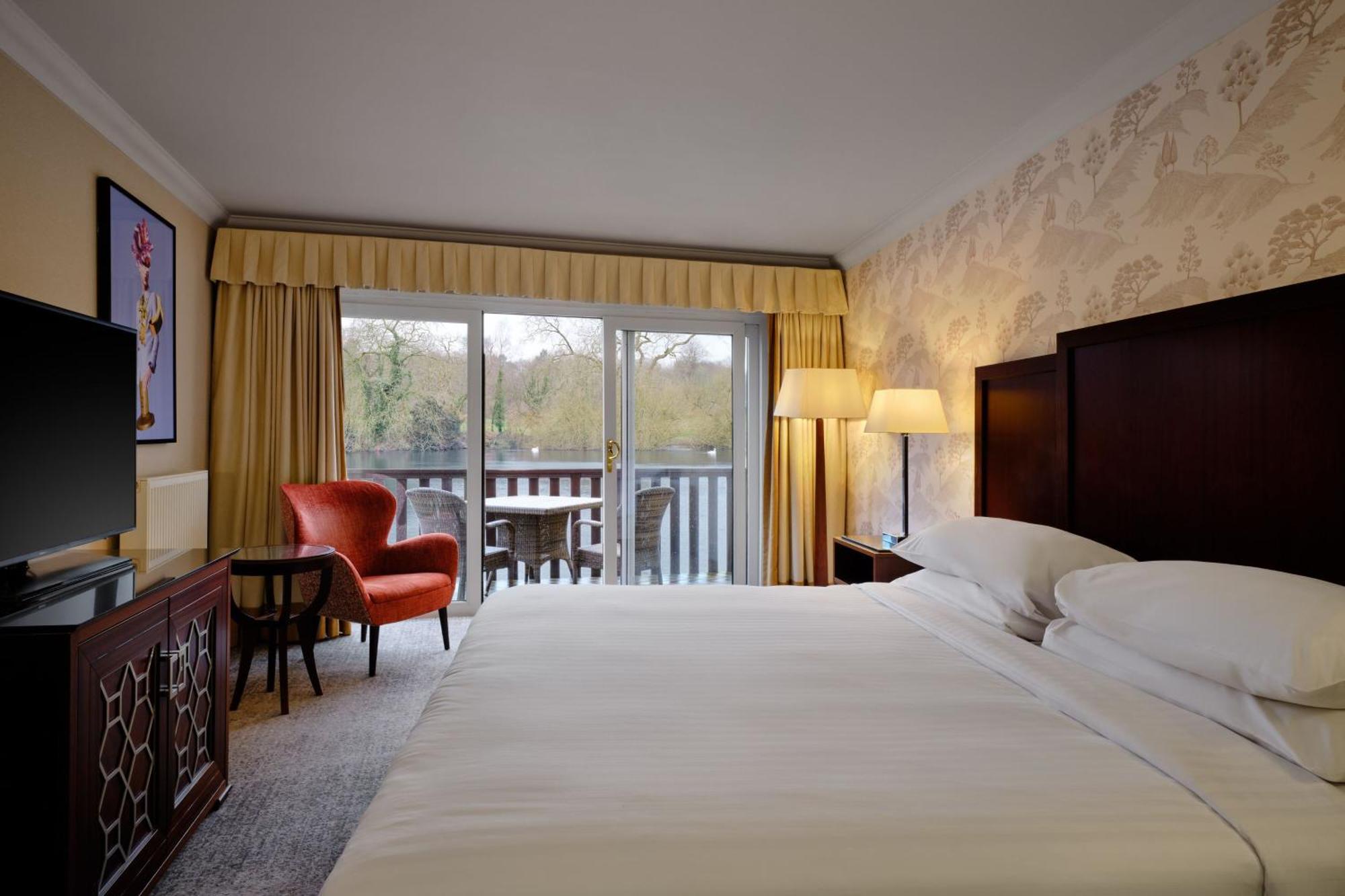 Delta Hotels By Marriott St Pierre Country Club Chepstow Exterior foto