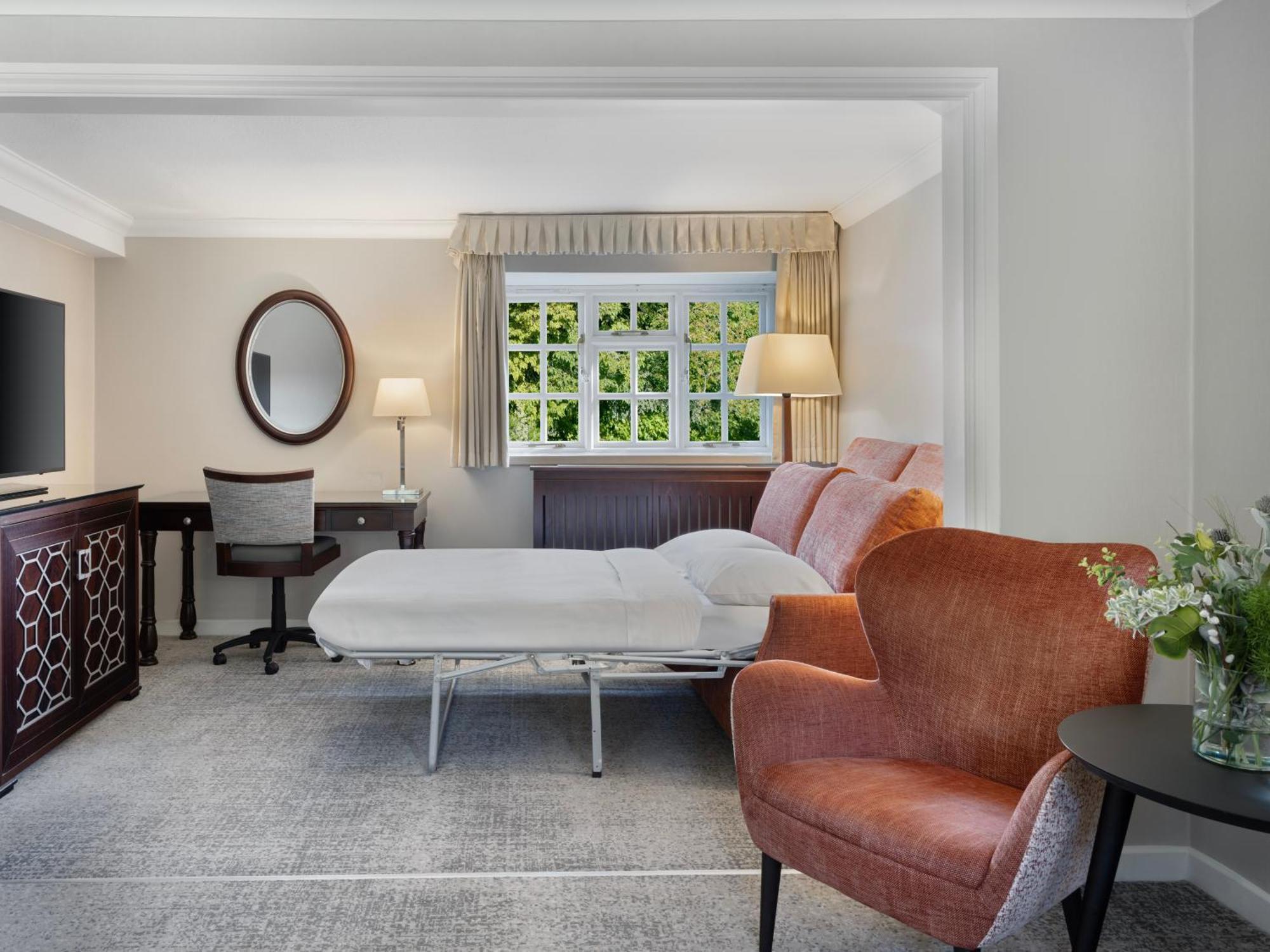 Delta Hotels By Marriott St Pierre Country Club Chepstow Exterior foto