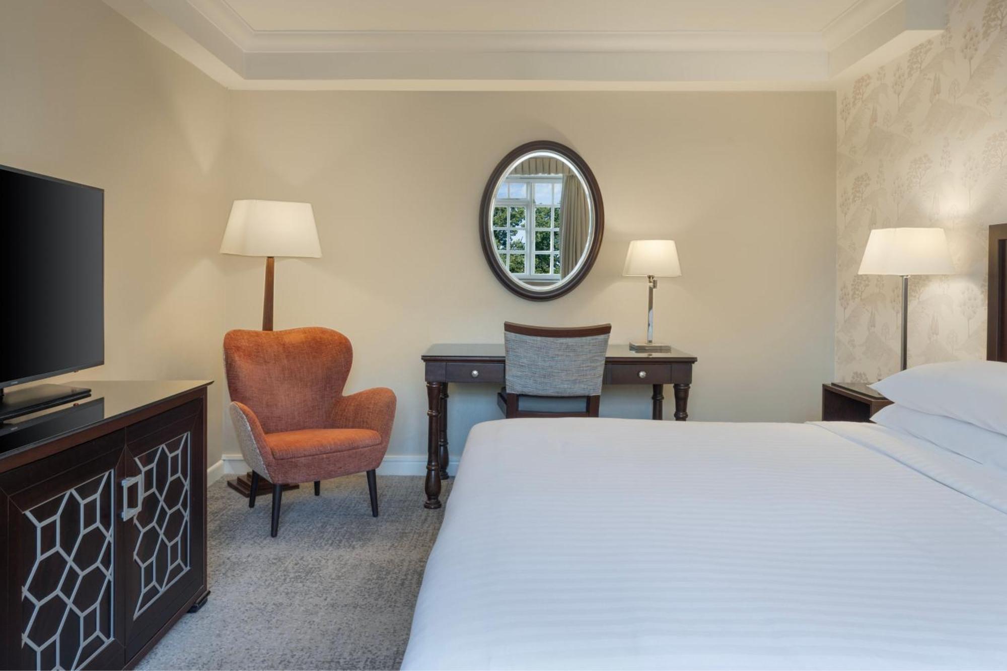 Delta Hotels By Marriott St Pierre Country Club Chepstow Exterior foto