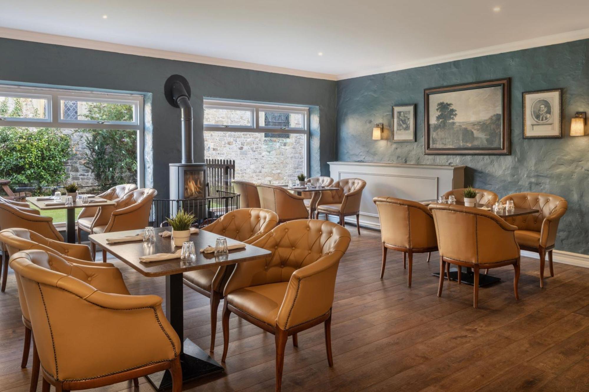 Delta Hotels By Marriott St Pierre Country Club Chepstow Exterior foto
